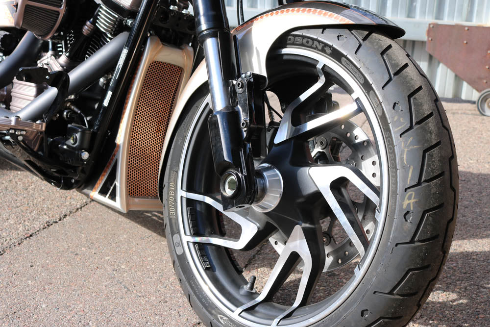 SPORT GLIDE® REAL STEEL FRONT FENDER KITS (Includes inverted fork adapters)